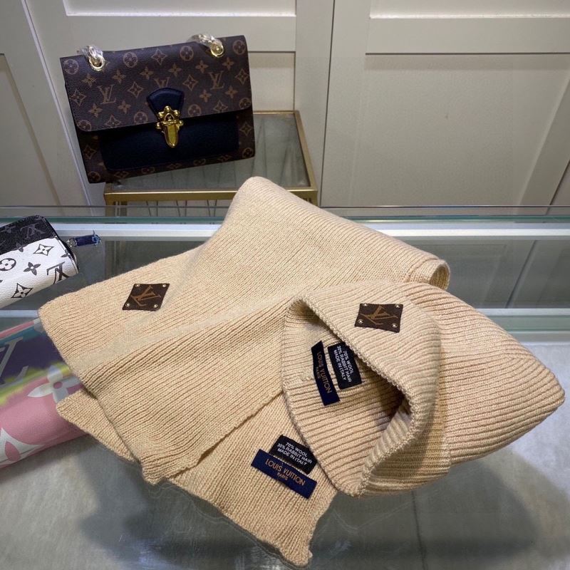 Louis Vuitton Caps Scarfs